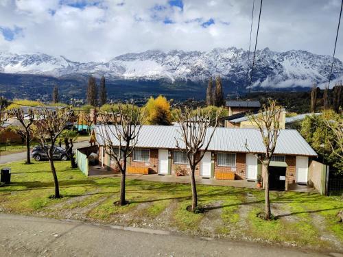 El Bolson Cabin | Cabañas Los Lúpulos