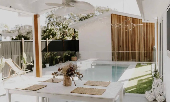 Bogangar House | ‘Caba Riad’ Beautiful Stylish House w/ pool & creek access
