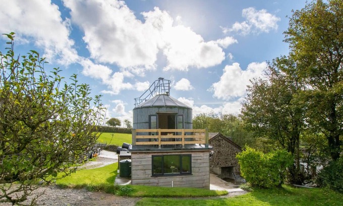Aberaeron House | Caban Silo in the beautiful Aberaeron