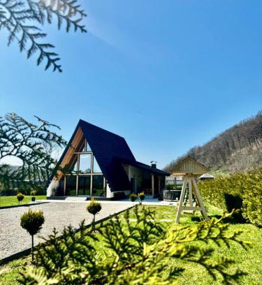 Nanesti Ski Chalet | Cabana Ana Barsana