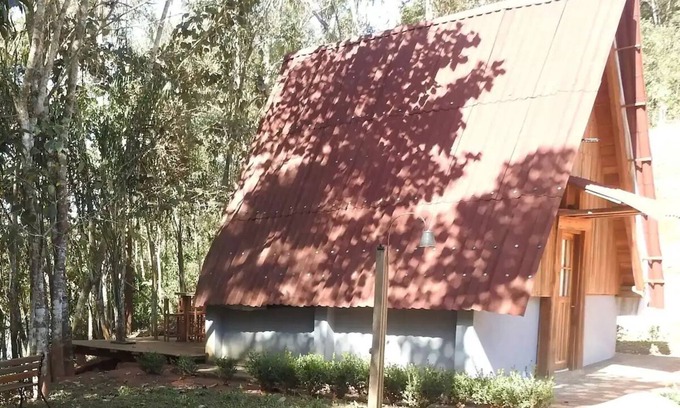 Santa Rita de Ouro Preto Cabin | Cabana em Ouro Preto: Represa Mata Caiaque e Bike