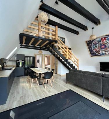 Borsa Ski Chalet | CabanA Oscar