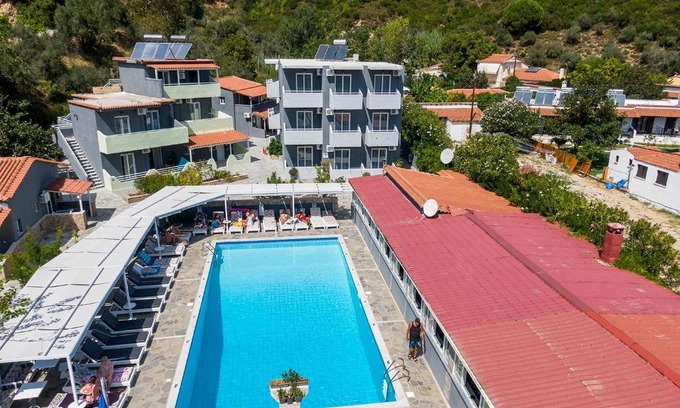 Agia Paraskevi Apartment | Cabana Studios & Apartments