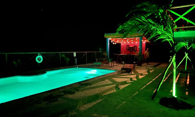San Pedro Cottage | CABANAS 7 MINUTES FROM SECRET BEACH