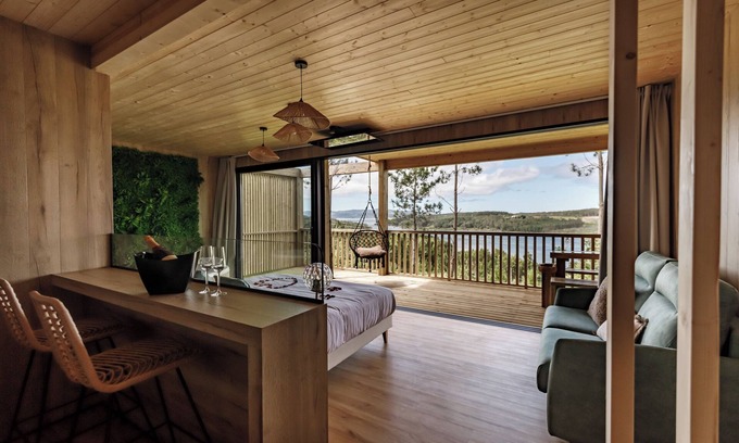 Camarinas Cabin | Cabanas da Luz- Faro Touriñan