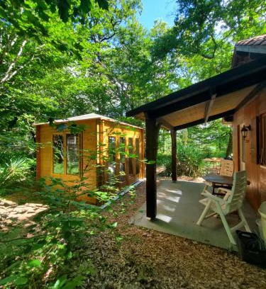 Rouffignac-Saint-Cernin-de-Reilhac Apartment | Cabane des bois