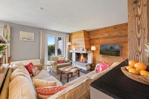 La Tzoumaz Ski Chalet | Cabane de la Delege -Crans Montana- Amazing Views