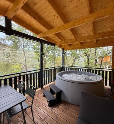 Serrieres-sur-Ain Cabin | Cabanes et Lodges du Belvedere