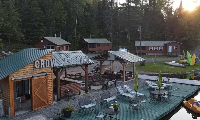 Sioux Narrows Nestor Falls Cabin | Cabin 2 Lakeview Shared Hot Tub-Sauna
