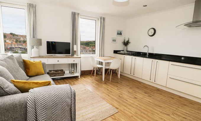 Whitby Cottage | Cabin ∙ 1 bedroom ∙ 2 guests