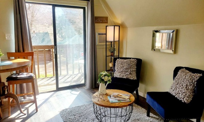 Glenwood Springs Cabin | CABIN 11 - Cozy Rustic-Luxury A-FRAME w/Kitchen