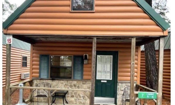 Negreet Cabin | Cabin 15 at Tranquility Bay Resort