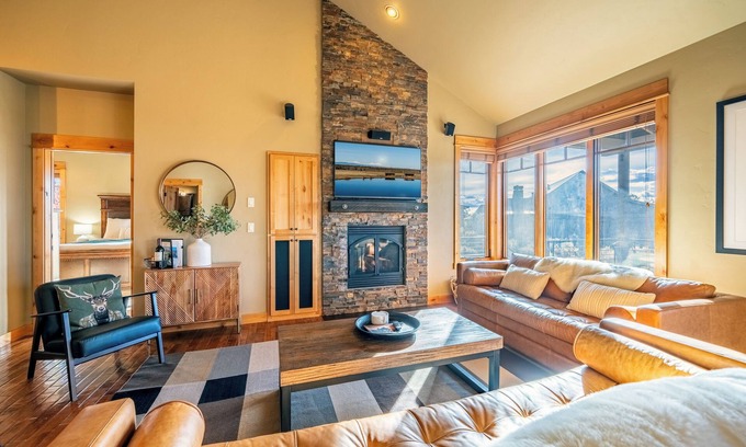 Powell Butte House | Cabin 15 - Luxury Sage Escape Cabin- Brasada Ranch I Hot Tub I Golf