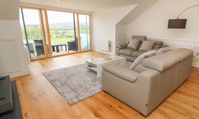 Cononley Cottage | Cabin ∙ 2 bedrooms ∙ 4 guests