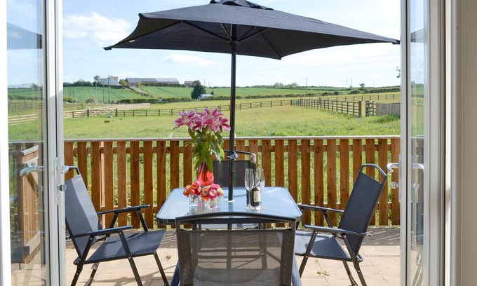 Peterlee Cottage | Cabin ∙ 2 bedrooms ∙ 4 guests