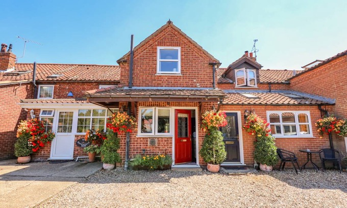 Swaffham Cottage | Cabin ∙ 2 bedrooms ∙ 4 guests