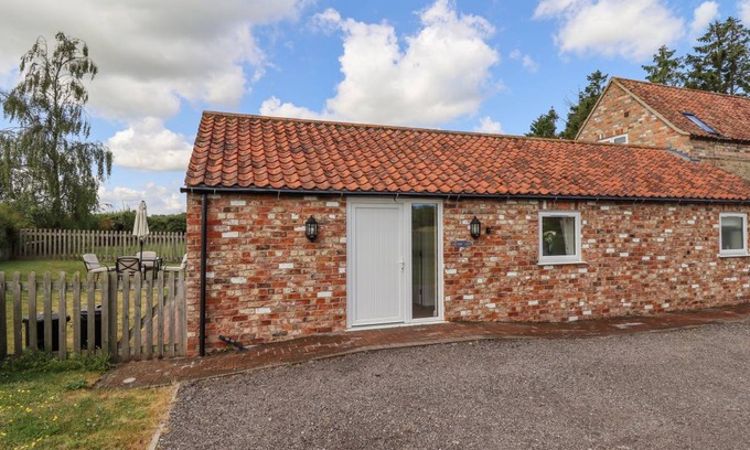 Alford Cottage | Cabin ∙ 2 bedrooms ∙ 4 guests