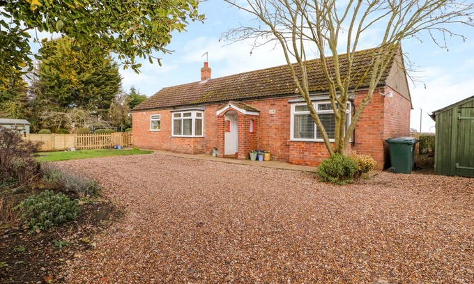 Frampton Cottage | Cabin ∙ 2 bedrooms ∙ 4 guests