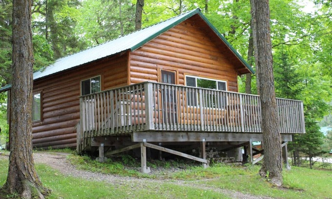 Deer River Cabin | Cabin 2 - Popular classic cabin with the best sunset views