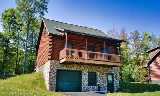 Gaylord House | Cabin 2440 - Beautiful Log Cabin in Private Resort