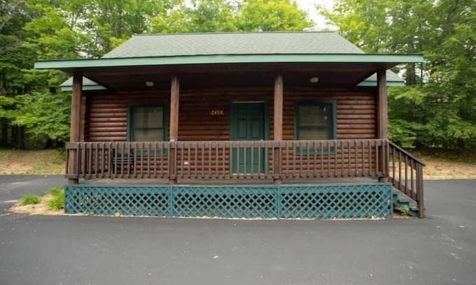 Gaylord House | Cabin 2486 - Large Log Cabin within Private Resort