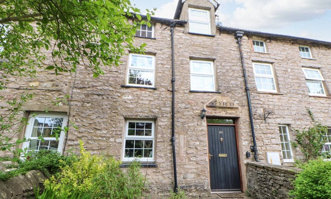 Kirkby Stephen Cottage | Cabin ∙ 3 bedrooms ∙ 5 guests