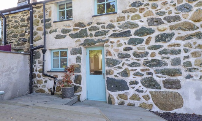 Rhyd-y-clafdy Cottage | Cabin ∙ 3 bedrooms ∙ 5 guests