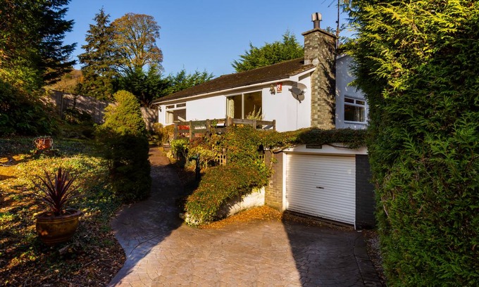 Lakeside Cottage | Cabin ∙ 3 bedrooms ∙ 6 guests