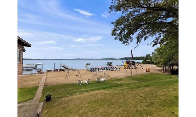 Pine River Apartment | Cabin 4 at Heaths Resort
