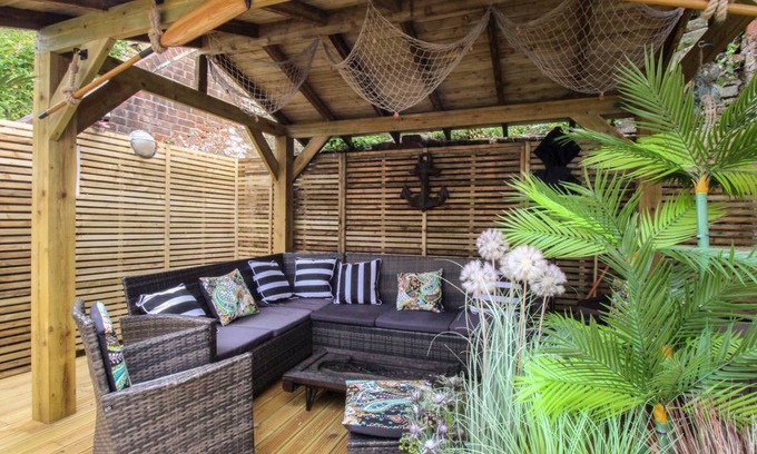 Weymouth Cottage | Cabin ∙ 4 bedrooms ∙ 8 guests