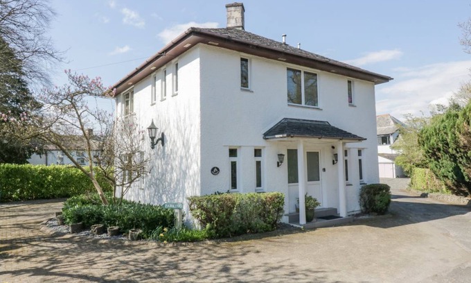 Windermere Cottage | Cabin ∙ 4 bedrooms ∙ 7 guests