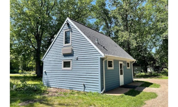 Watab Cabin | Cabin #4-Cabin that sleeps 8 on Little Rock Lake