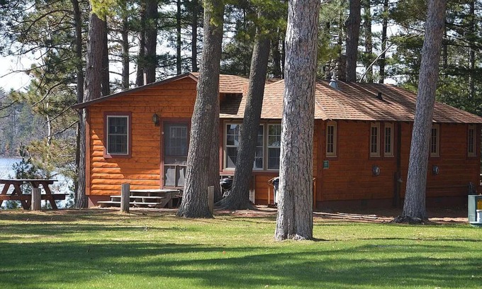 Eagle River Cabin | Cabin 5 by Eagle Waters Resort