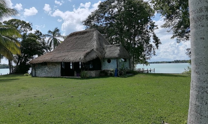 Huay-Pix Cabin | Cabin at the foot of the lagoon