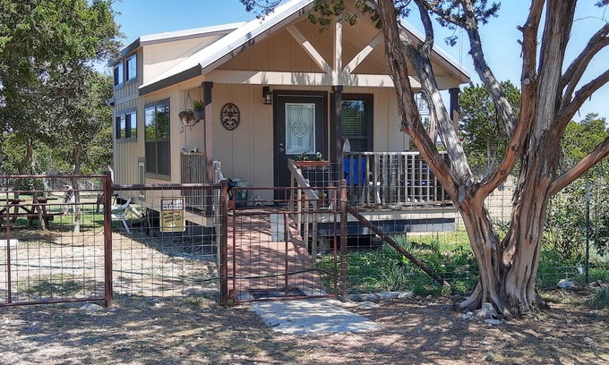 Harper House | Cabin Farm Stay close to Fredericksburg, TX DOGS WELCOME