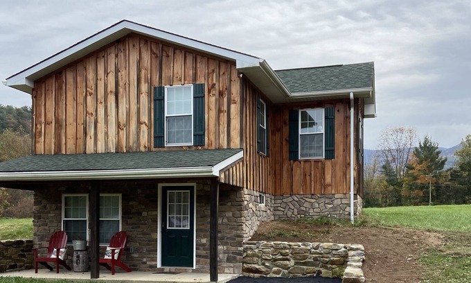 Luray Cabin | Cabin Fever in the foothills of the Blue Ridge Mountains