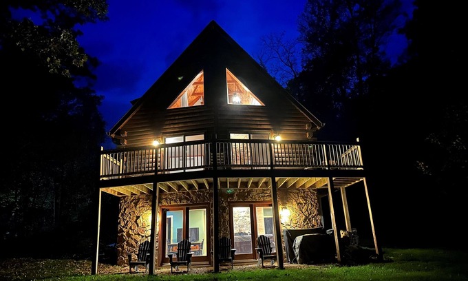 Apple River Cabin | Cabin Getaway-Apple Canyon Lake/Galena-Amenities