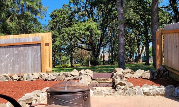 Springfield Cabin | Cabin home with its own private access park.