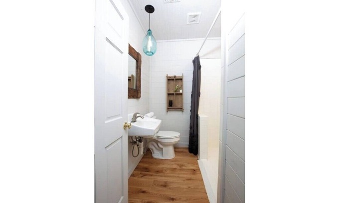 Round Top Apartment | Cabin II @ Oakbones Round Top
