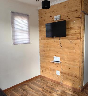 Pretoria Apartment | Cabin in Pretoria West