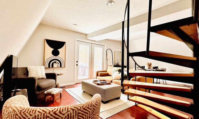 Stanford Cabin | Cabin : Modern & Cozy A-Frame Cabin, minutes away from downtown Bloomington