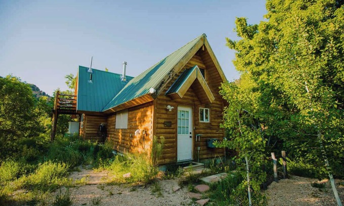 Glendale Cabin | Cabin near Zion & Bryce w/Hot Tub & EV charger. Fantastic Stargazing, Sleeps 6