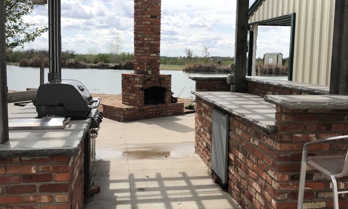 Inman Cabin | Cabin next to water! Fisherman’s Dream! HUNTERS WELCOME!