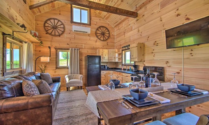 Blanchardville House | Cabin on 35-Acre Farm in Blanchardville with Trails!