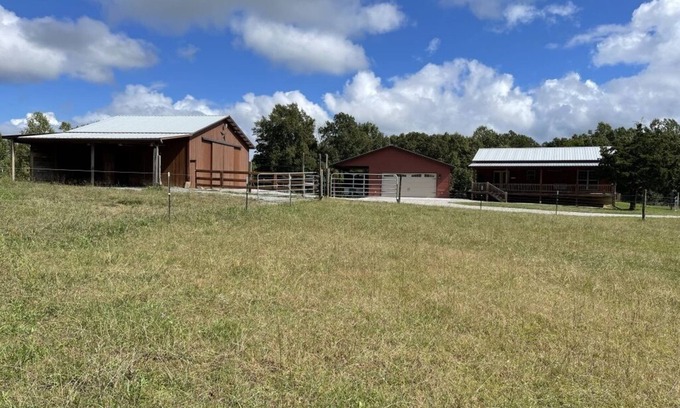 Jamestown Cabin | Cabin on 6 acres with horse barn. Pasture and Woodland views. Trailheads abound.