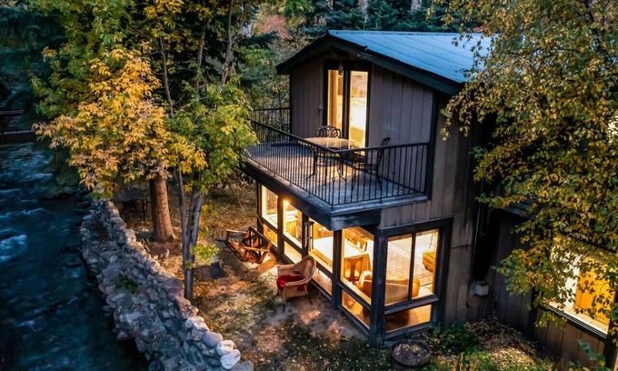 Snowbird Apartment | Cabin on Big Cottonwood River