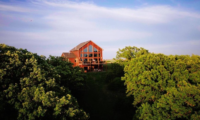 Larchwood Cabin | Cabin on the Big Sioux River with a 100 acre wood.