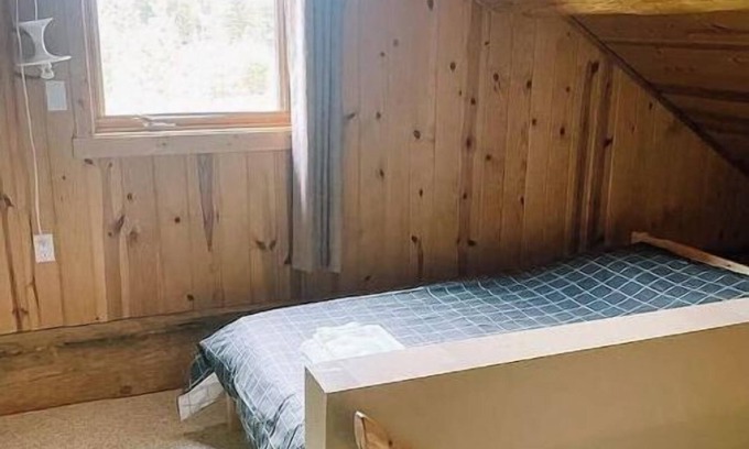 Lac Le Jeune Cabin | Cabin(s) available for family(s) next to other