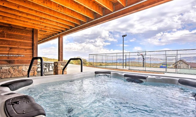Sweetwater House | Cabin with Beach Access, Sport Court, Hot Tub and View
