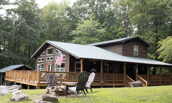 Dunlap Cabin | Cabin with beautiful mountain and valley views